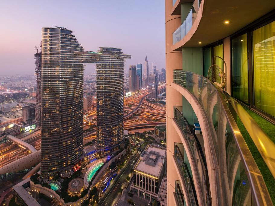 First Class 2Br With Full Dubai Skyline & Sea View Exterior photo