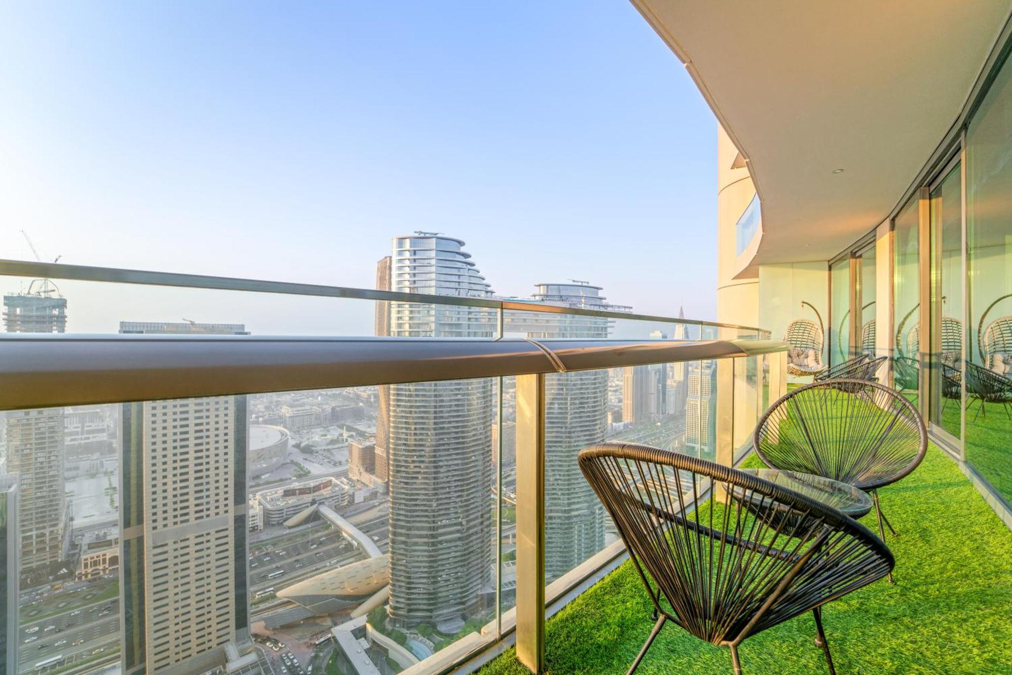 First Class 2Br With Full Dubai Skyline & Sea View Exterior photo